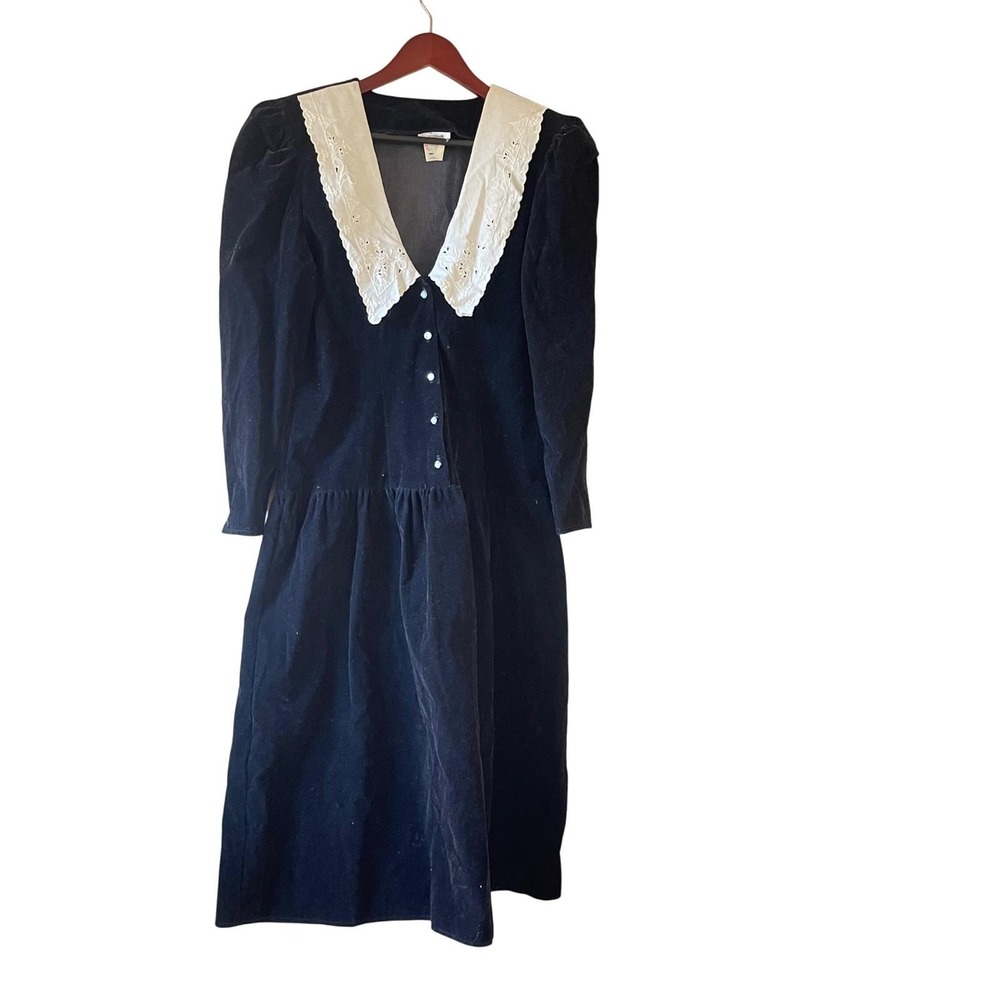 Vintage Black Velvet Midi Dress with Eyelet Collar Puff Sleeves grunge Victorian